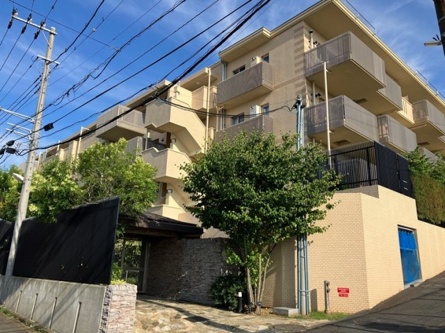 パークホームズ横濱松ヶ丘