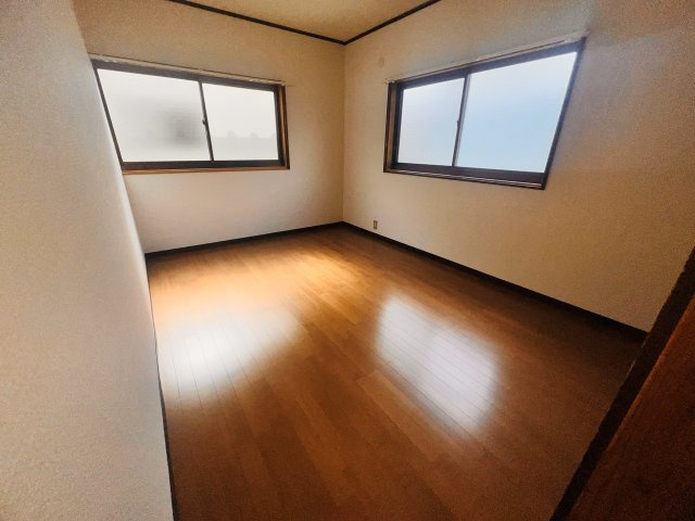 中島ハイツの居間・リビング