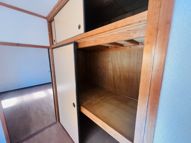 中島ハイツの収納