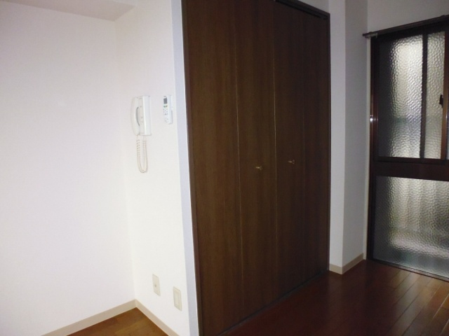 YKハイツ西明石の収納