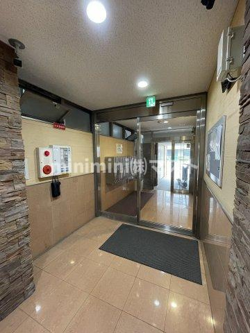 ジェイ・プライド難波南のロビー