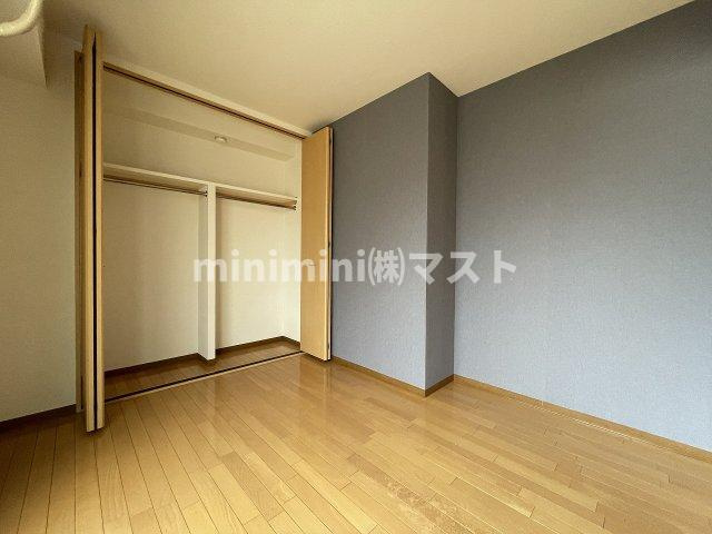 ジェイ・プライド難波南の洋室