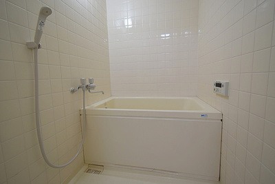 【シャワールーム】 | セルサス加茂 | さっと体を洗えるシャワールーム付です