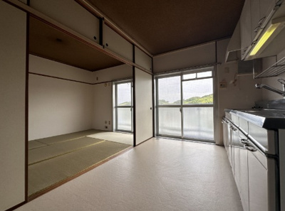 【居間・リビング】 | 日の里サンハイツ、68