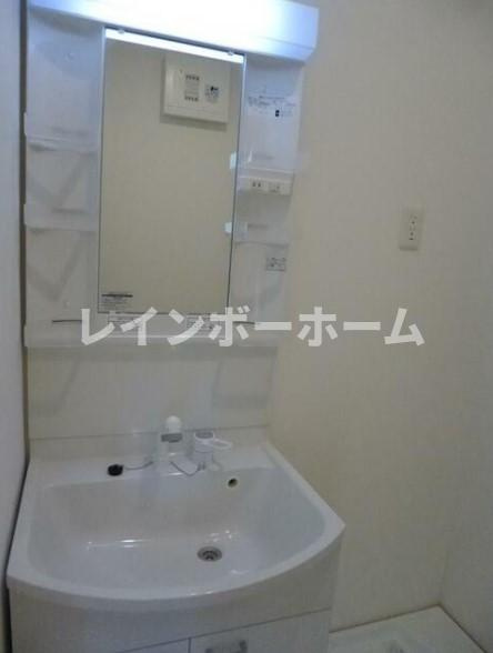 オコナの独立洗面台