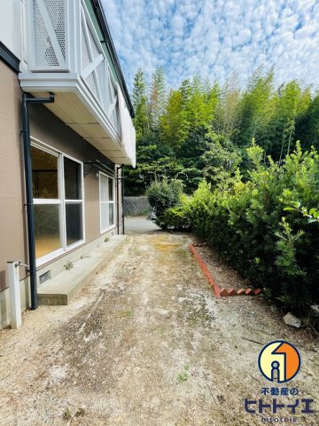 メゾン山下の庭