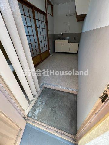 フジコーポの玄関