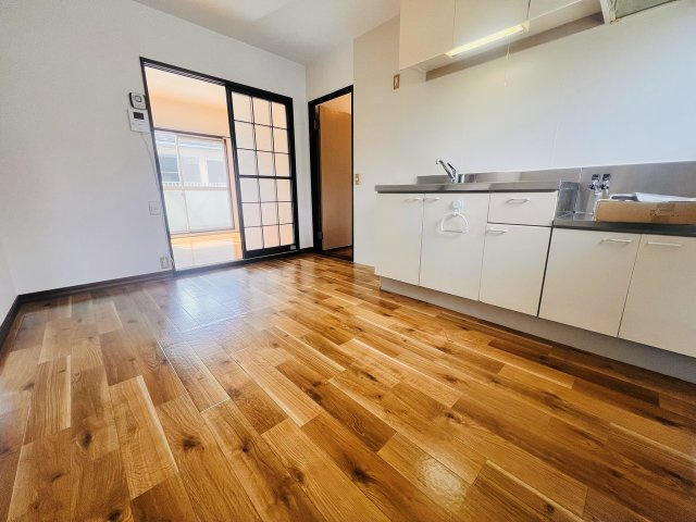 メゾン山下の居間・リビング