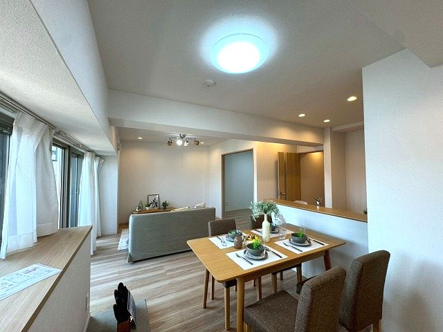 【居間・リビング】 | ロワールマンション福間