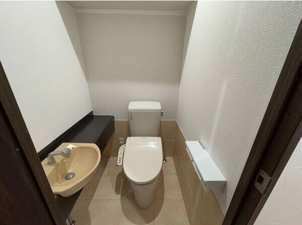 ビラ三秀山中のトイレ