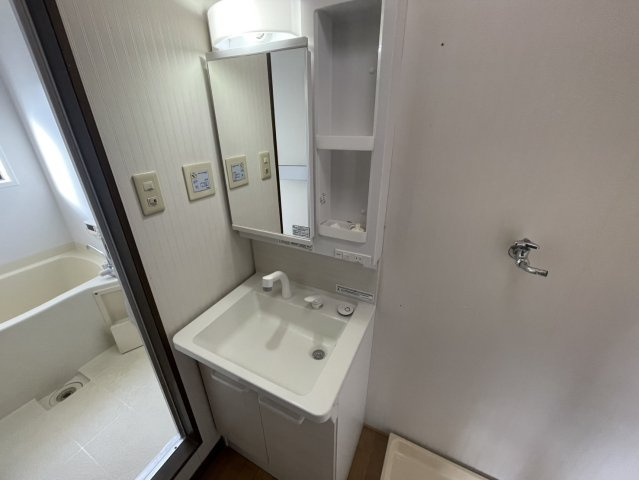 エキスパートⅢの独立洗面台