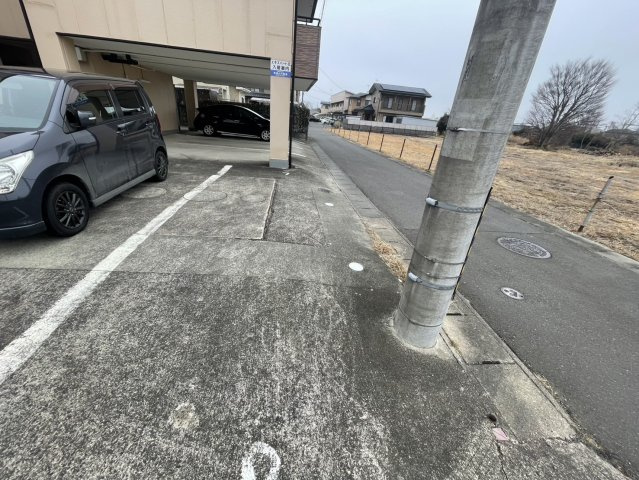 エキスパートⅢの駐車場