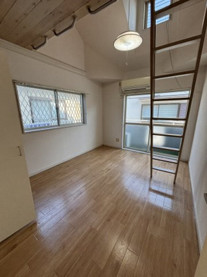 【居間・リビング】 | フラワーハイツ