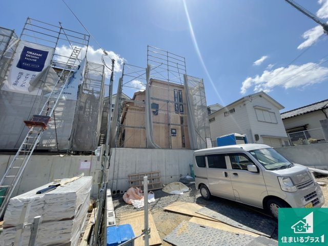 堺市西区上野芝向ヶ丘町　新築一戸建ての外観|現在の進捗状況です！順調に作業進行中、完成が待ち遠しいです！詳細の間取り等、お気軽にお問い合わせください！