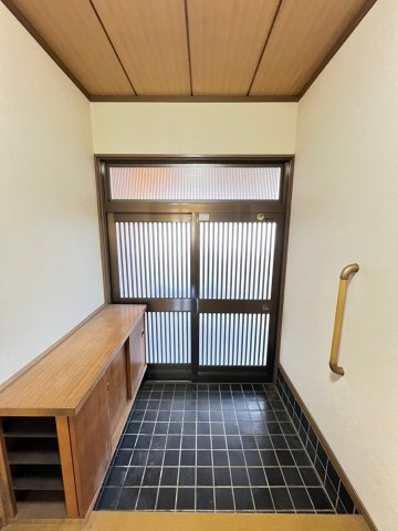 【玄関】