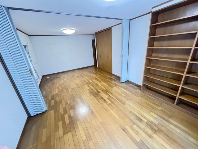 【寝室】 | 洋室①☆