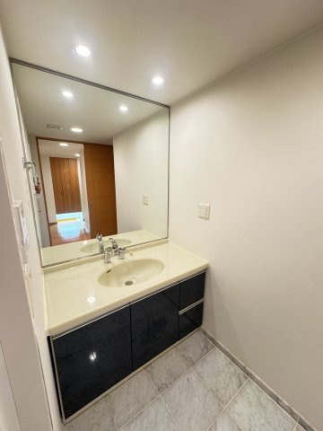 リーガル神戸三宮の洗面所