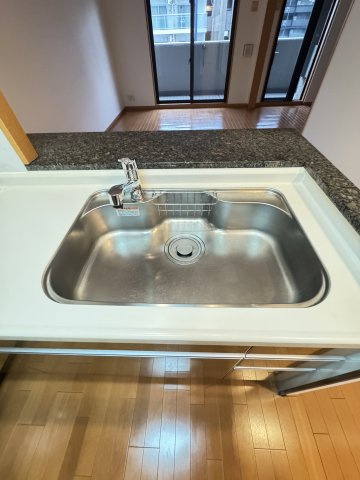 リーガル神戸三宮のキッチン