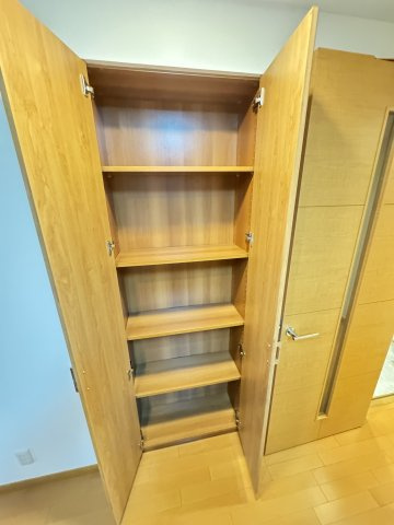 リーガル神戸三宮の収納