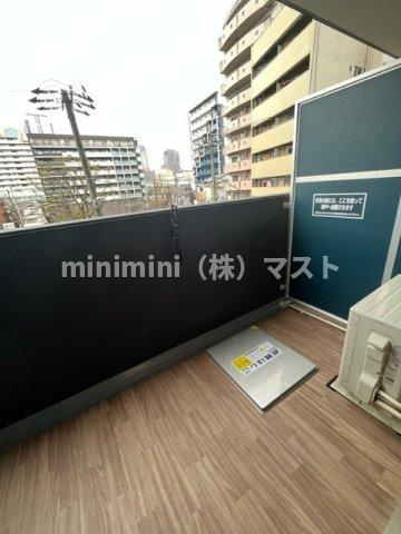 プレサンス四天王寺前夕陽ヶ丘　凛宮のバルコニー