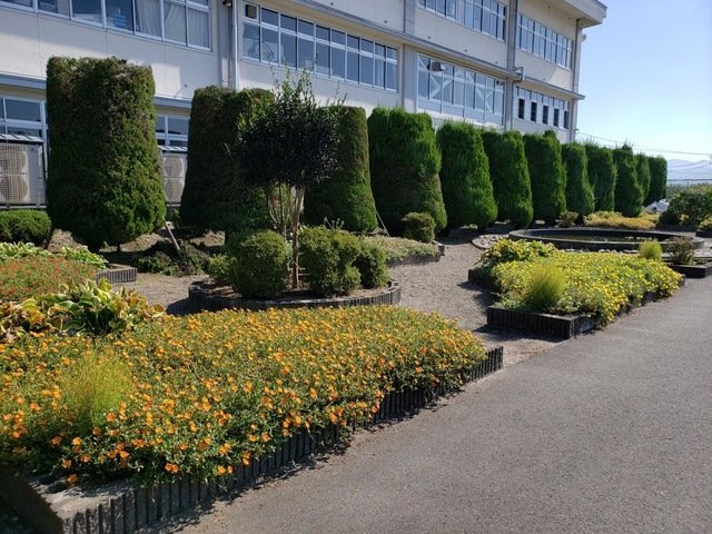 メゾン・レ・アール|寒河江市立陵東中学校 1.3km