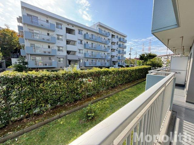 泉北城山台2丁24号棟のバルコニー