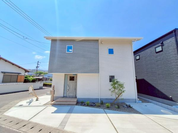 センチュリータウン大在E新築の駐車場|駐車スペース