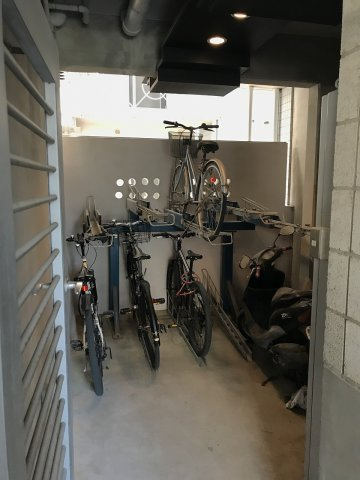 【その他共用部分】 | Ｔ’ｓ ｇａｒｄｅｎ みずほ台 | ～駐輪場～