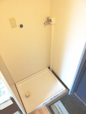 【設備】 | Ｔ’ｓ ｇａｒｄｅｎ みずほ台 | ～室内洗濯機置場～