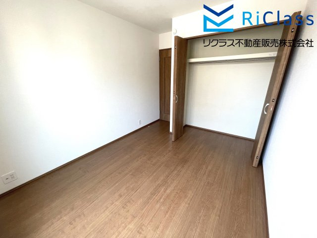 新築戸建　神戸市兵庫区浜中町２丁目71の洋室|クローゼットあります