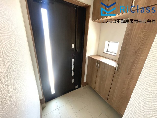 新築戸建　神戸市兵庫区浜中町２丁目71の玄関|落ち着いた玄関です