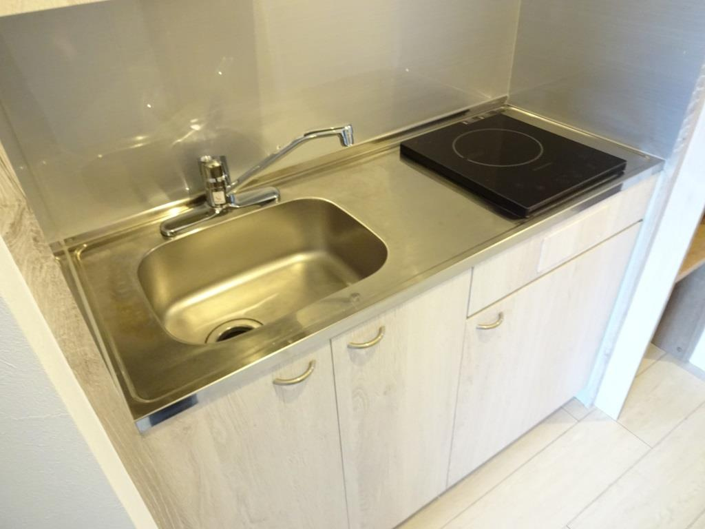 ディアコート八木のキッチン|１口IHクッキングヒーターのシステムキッチン