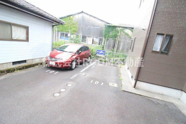 S・Tハイツの駐車場|駐車場があります