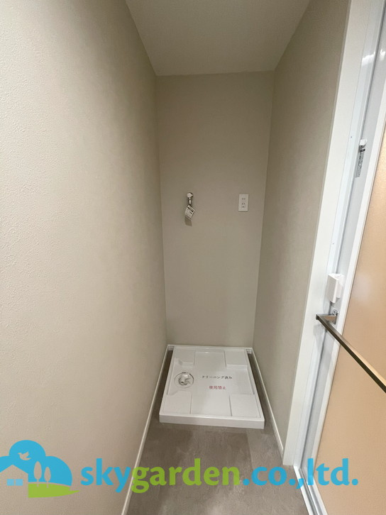 エンゼル茅ヶ崎リバーヴェールのランドリースペース