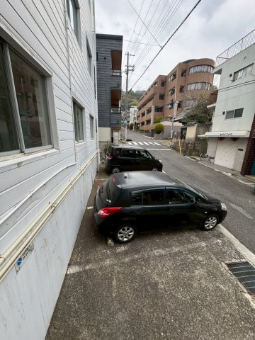 第一永光マンションの駐車場