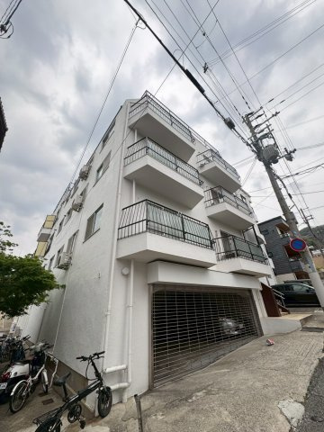 第一永光マンションの外観