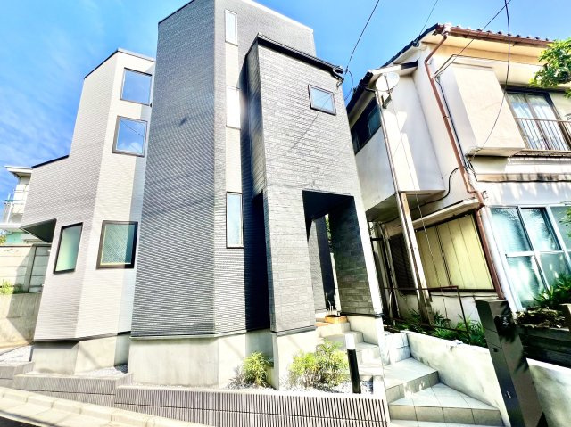 【外観】 | 練馬区春日町5丁目　新築戸建 | ◇4590万円新築戸建◇現地見学会開催中です◇