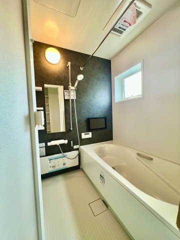【浴室】 | 練馬区春日町5丁目　新築戸建 | ◇浴室暖房乾燥機付の1坪バス◇