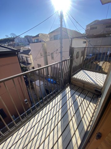 【 売主 】横浜市南区庚台　戸建のバルコニー