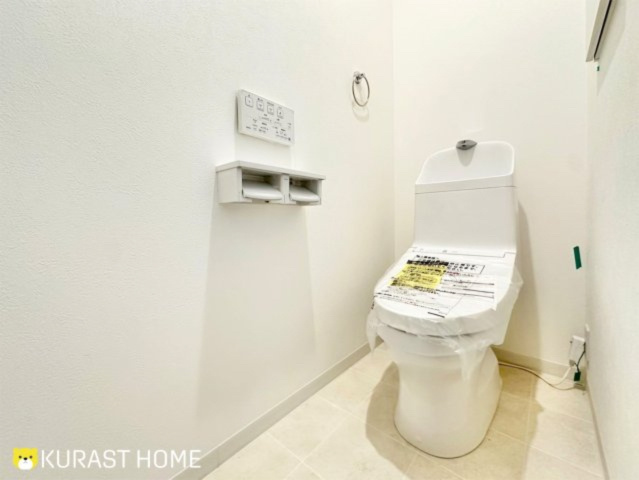 京都市伏見区久我石原町　新築戸建のトイレ|1階トイレ