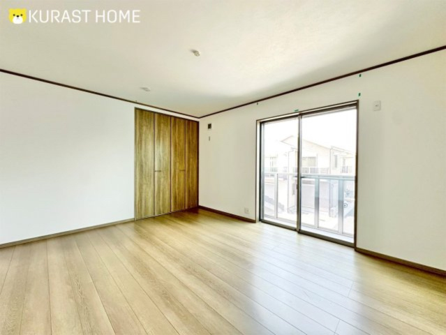 京都市伏見区久我石原町　未入居物件の洋室|2階10帖洋室