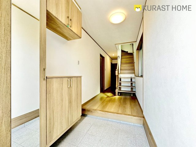 京都市伏見区久我石原町　新築戸建の玄関