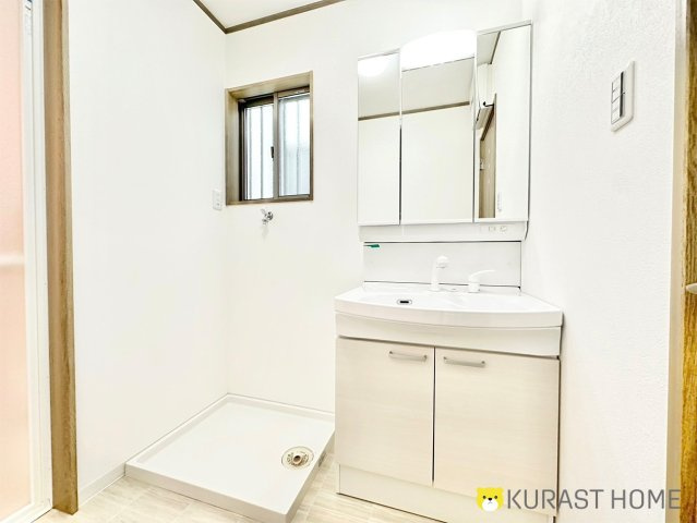 京都市伏見区久我石原町　新築戸建の洗面所