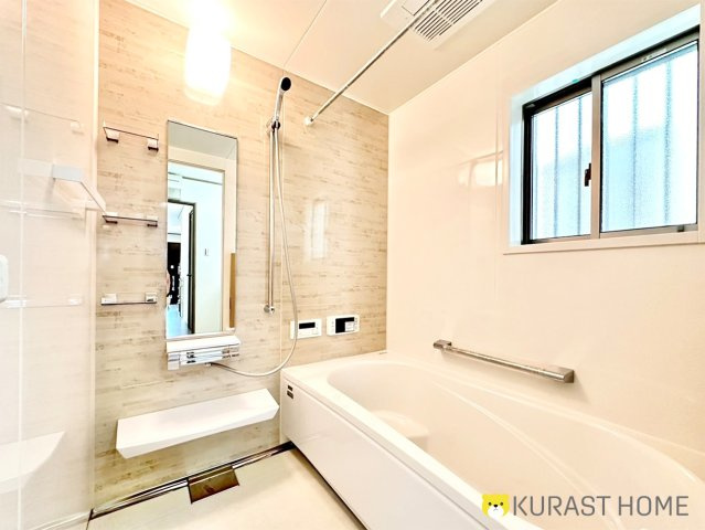 京都市伏見区久我石原町　未入居物件の浴室