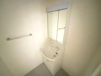 【洗面所】 | リブリ・岩槻Ⅱ | 脱衣スペースもあります