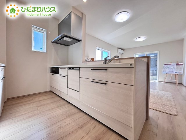 深谷市上柴町　分譲一戸建　フェリディアガーデン　02のキッチン|ご家族を身近に感じられる対面キッチン☆				
