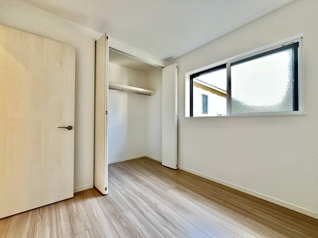 【洋室】 | 渋沢駅徒歩13分、土地50坪以上、耐震等級３ | 4.5帖