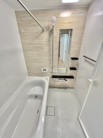 【浴室】 | 渋沢駅徒歩13分、土地50坪以上、耐震等級３