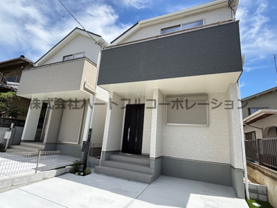 【外観】 | 神戸市垂水区神和台1丁目　新築戸建2号棟　仲介手数料無料！ | 落ち着いた雰囲気の外観です