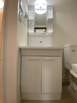 【洗面所】 | メゾン ド シエル矢口台 | 朝の身支度に便利な洗面台